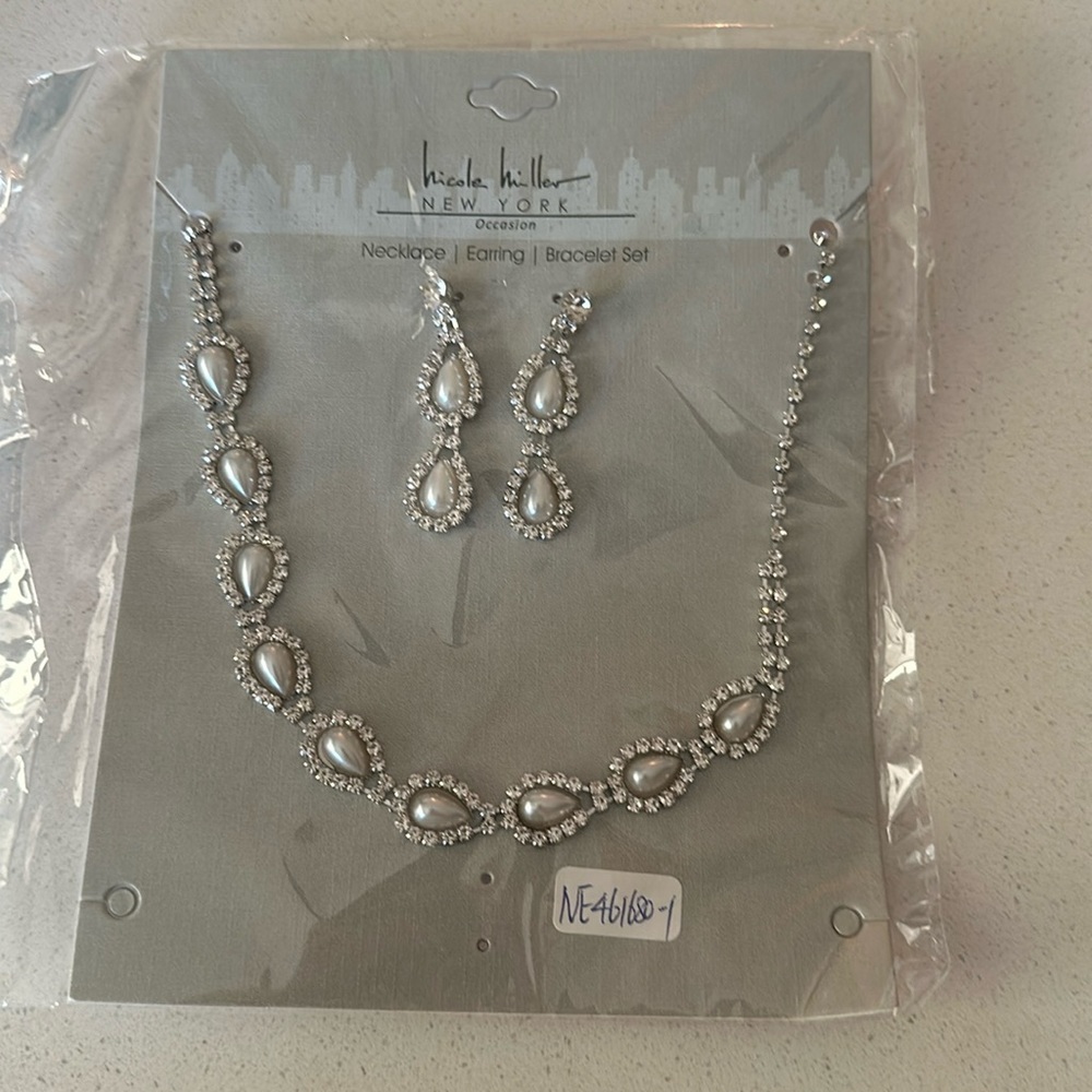 Nicole Miller necklace and earring set